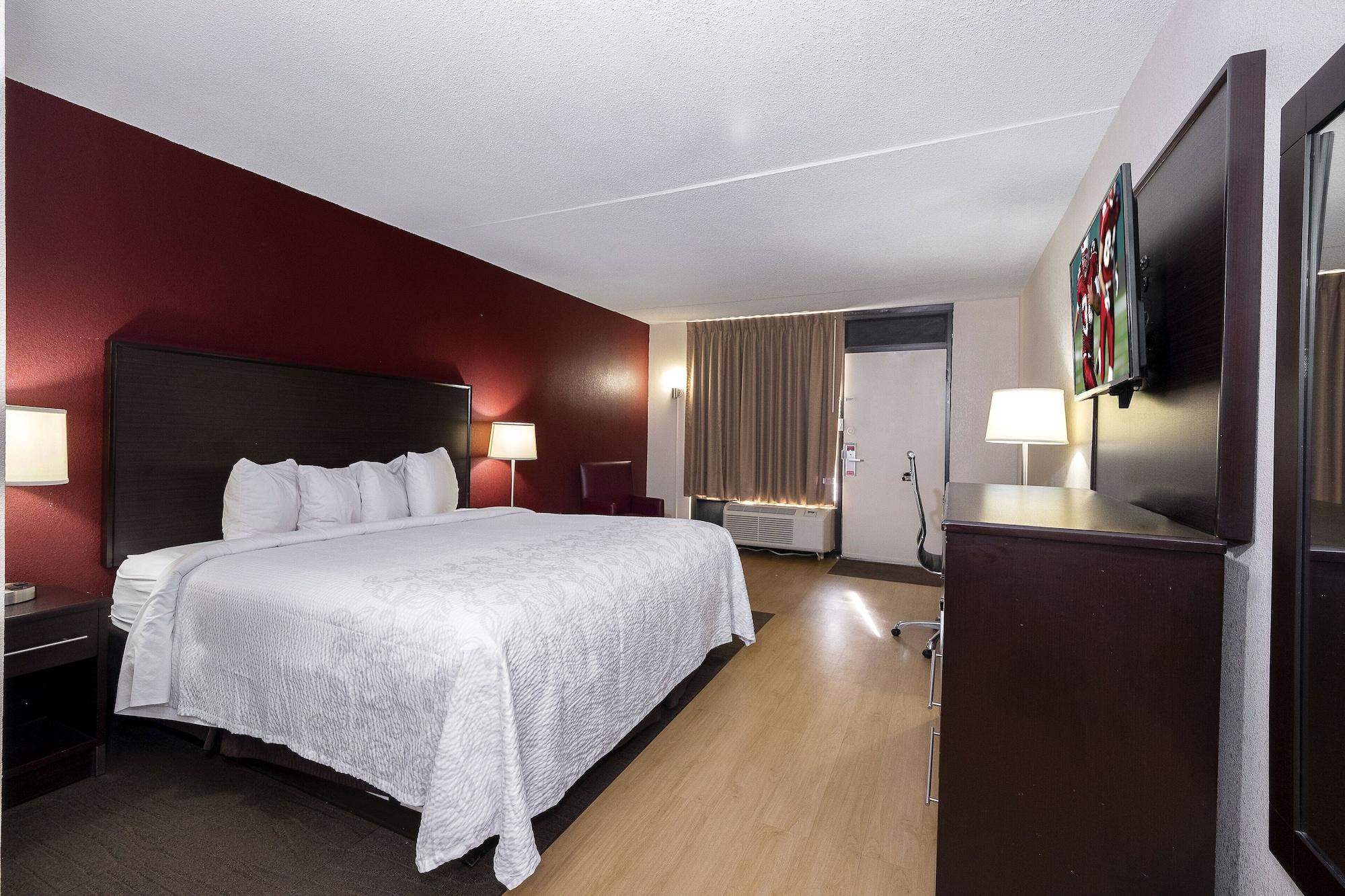 Red Roof Inn Plus+ Huntsville - Madison Kültér fotó
